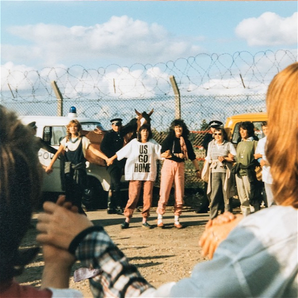 Des femmes face aux missiles