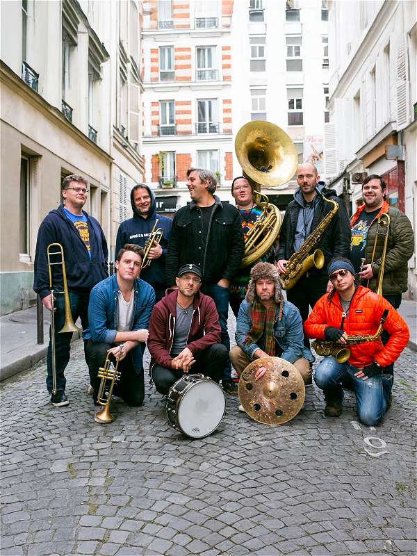 YOUNGBLOOD BRASS BAND en Concert à La Sirène